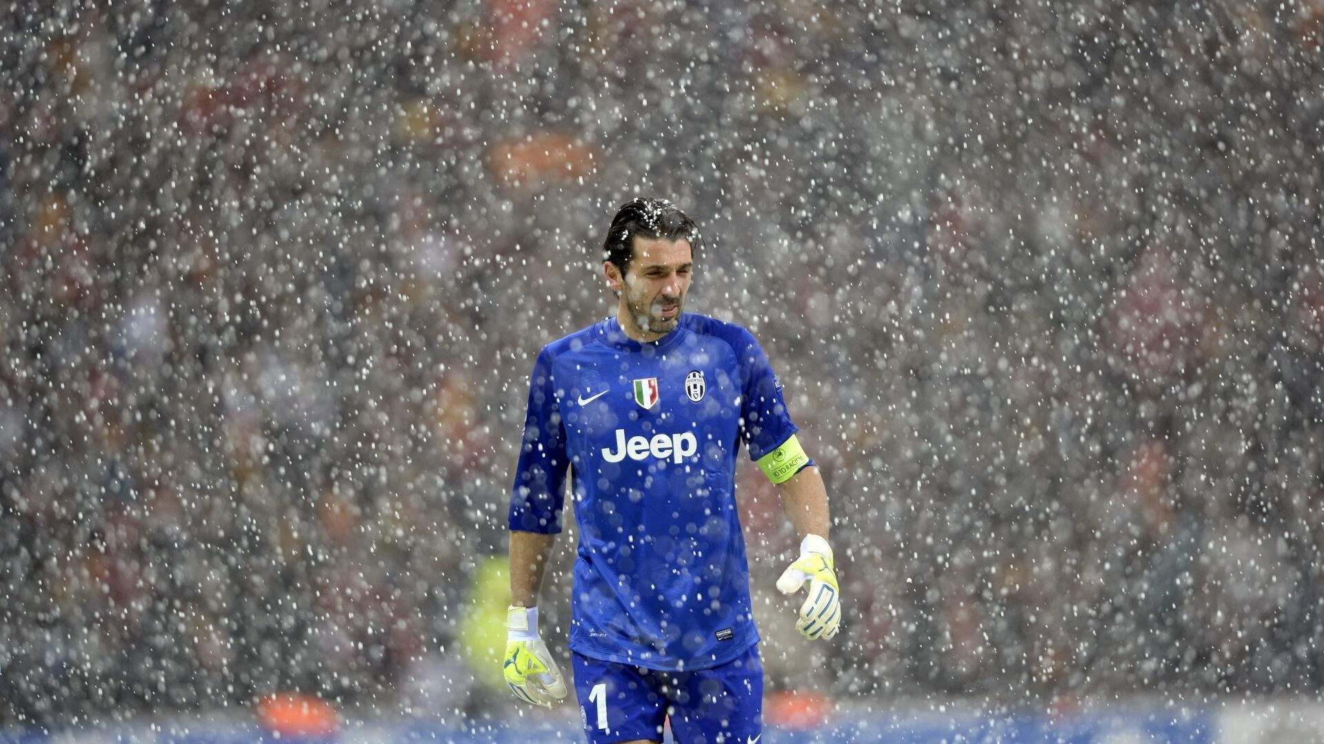 湖人主场狂胜戴维斯砍下三十六，戴维斯湖人首秀对阵勇士